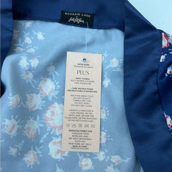 Morgan Lane x FabFitFun Allie Robe in navy floral print size Plus NWT 16-28 sexy - Picture 6 of 15